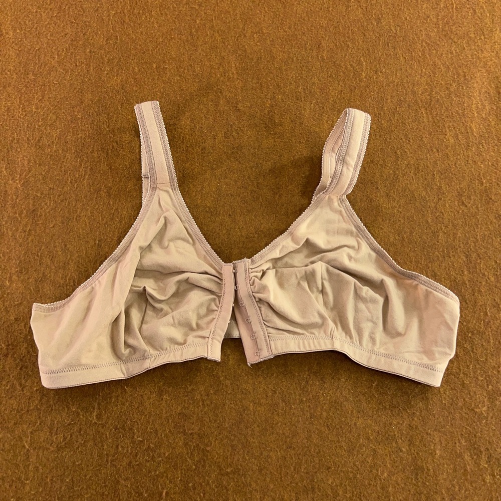 Leading Lady Womens 48 A/B Beige Front Closure Cotton Leisure Bra New